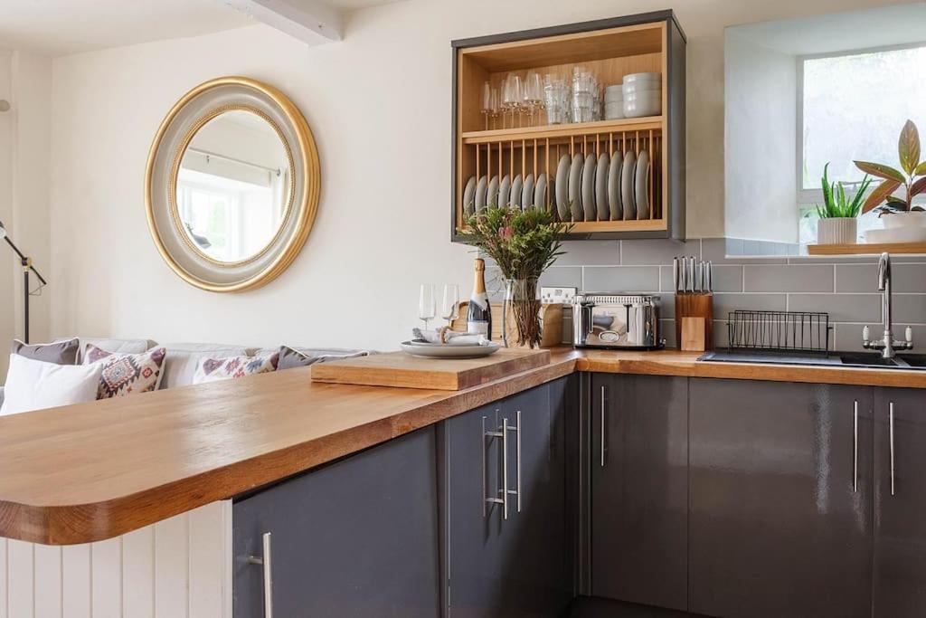 Stylish Painswick Getaway Villa Eksteriør billede